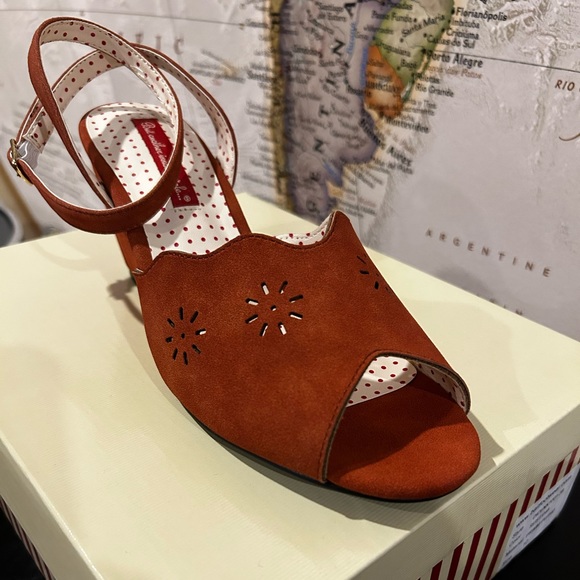 NIB BAIT footwear Didi Rust Wedge Sandal - Picture 2 of 5